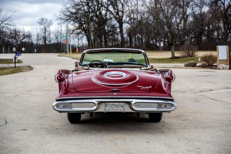  Imperial Crown Convertible (LY1-M) 1958 года  (фото 14 из 29)